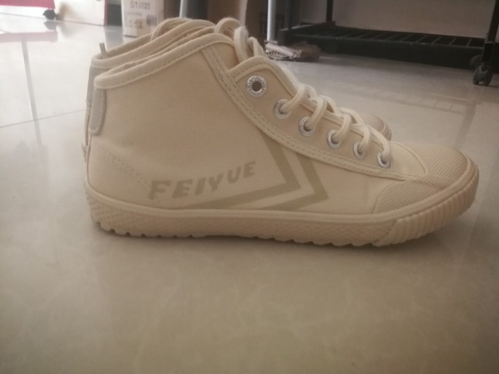 #小码*女鞋#飞跃中帮帆布鞋，35码，我平...