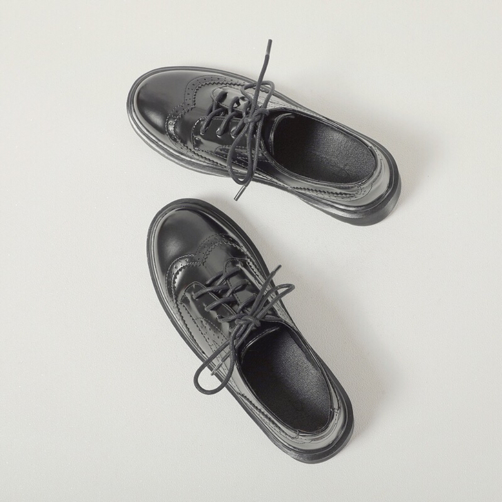 36码布洛克皮鞋50元出