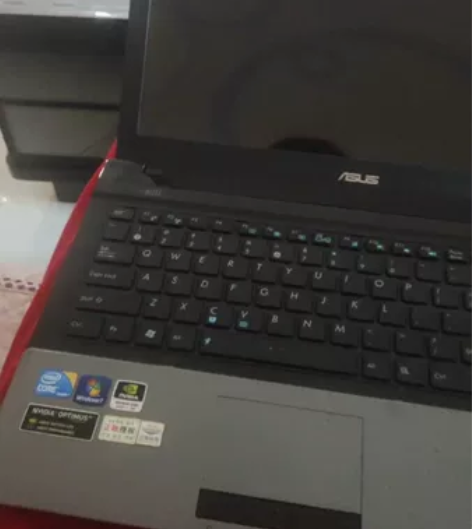 十年前笔记本坏了，低价有缘人 感兴趣的话点...