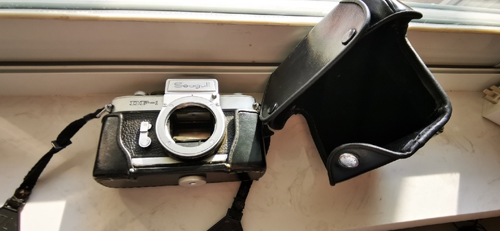 海鸥DF-1胶片单反机身