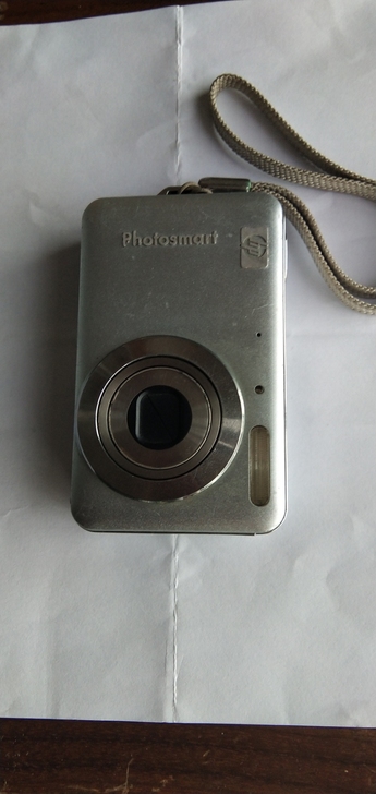 用了摄像机拍录玩得方便故将闲置的惠普相机想...