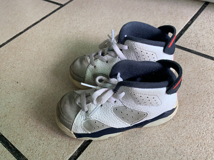 Air 乔丹，很好看