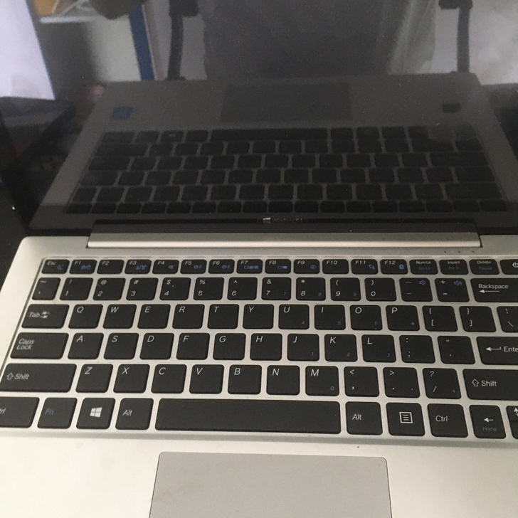 带 QH3E ES I7-5500U CP...