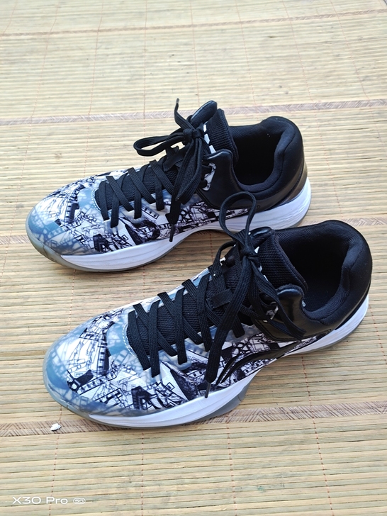 李宁 42码 运动鞋