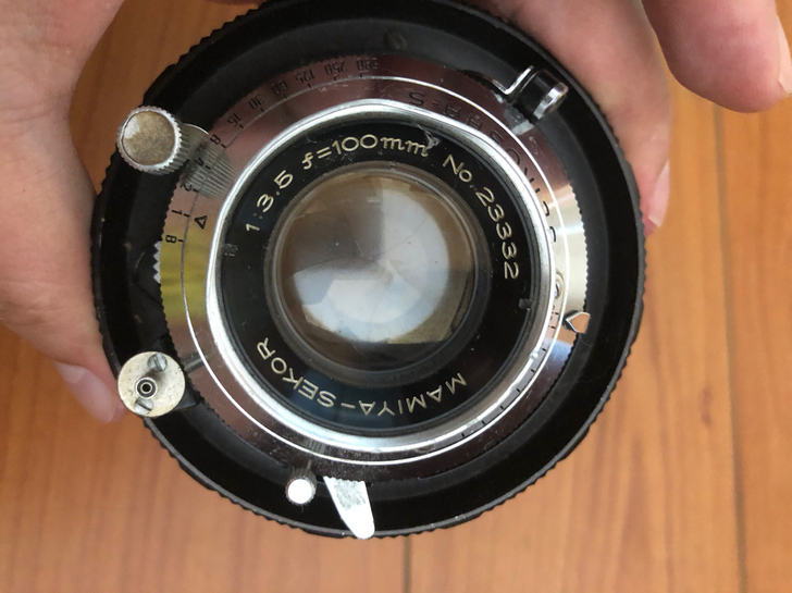 mamiya新闻机卖了，剩下一些配件，10...