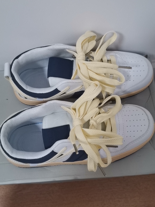 易少年 德训鞋女国潮板鞋学生百搭低帮小白鞋...