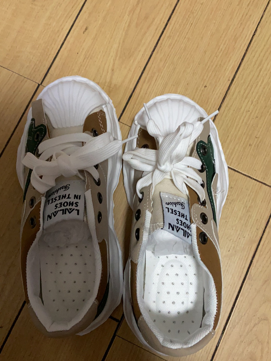 溶解 鞋女35或者36码都可 全新 28包...