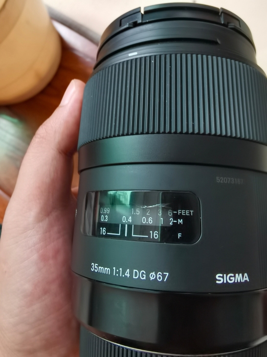 适马35 1.4art定焦，很新，此镜头锐...