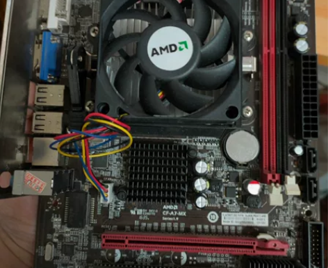 七彩虹CF-A7-mx主板正常使用,功能完...