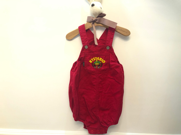 黑超奶嘴恐龙背带裤