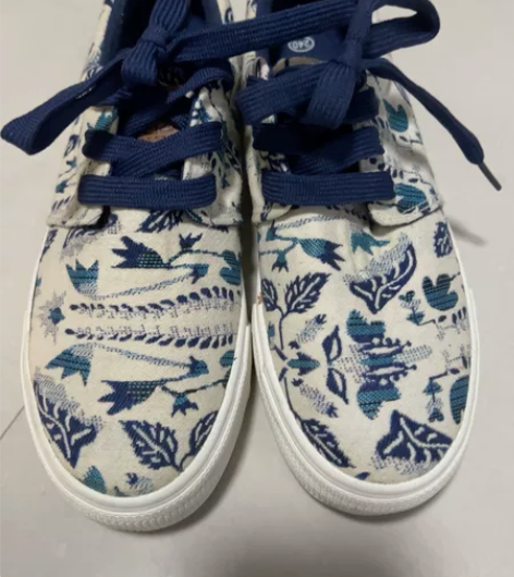 人本帆布鞋 增高款 鞋底厚度大概3公分 试...