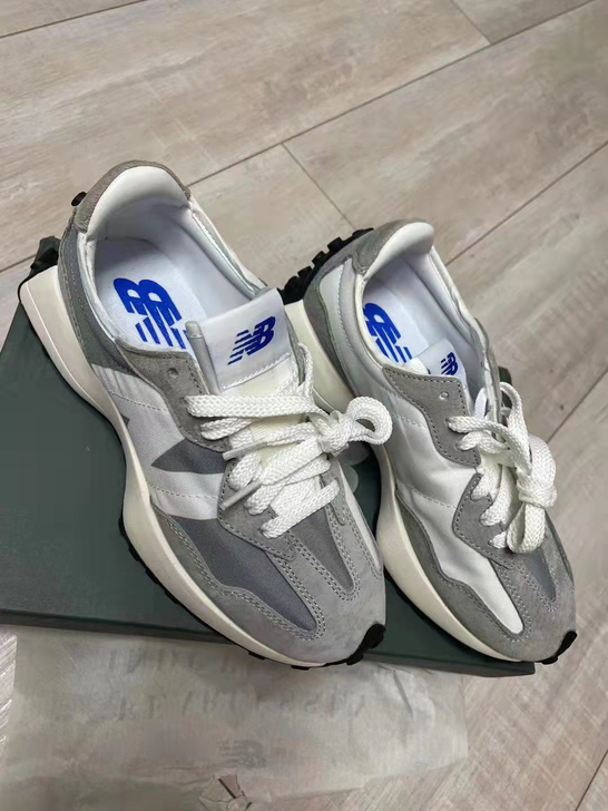 现转一双鞋  38.5