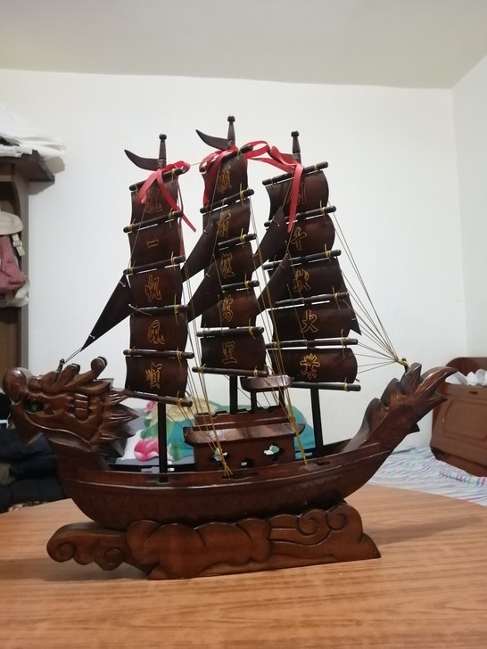 木制帆船，具体年代不详，什么木头不定，一切...