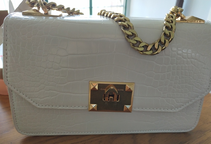 ck包，九五新，实体店购买，背了三次