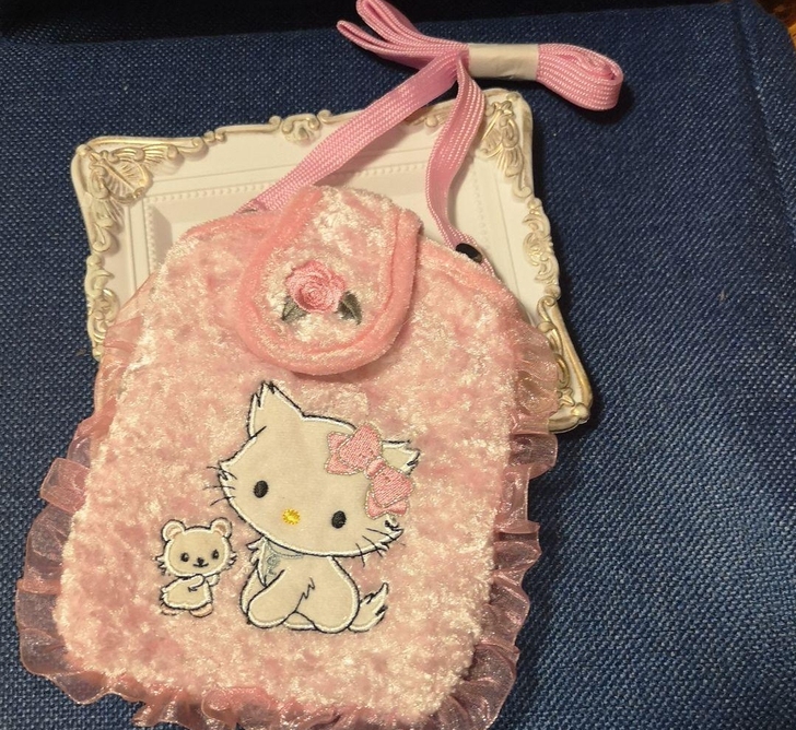 HelloKitty中古包包蕾丝边全新