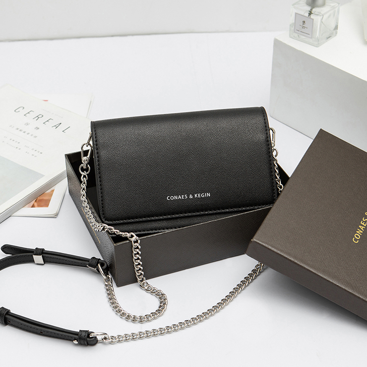 链条小方包,可立起,吸扣式,很方便