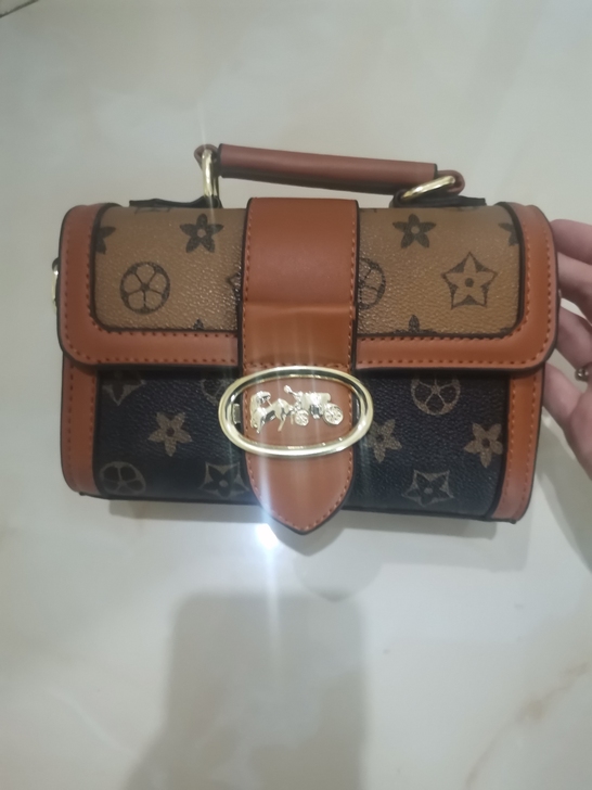 全新女士时尚单肩包，35包邮