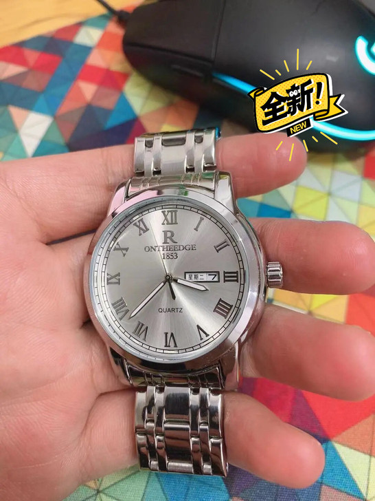 弟弟上个月送的，挺好看的 就是没有戴表的习...