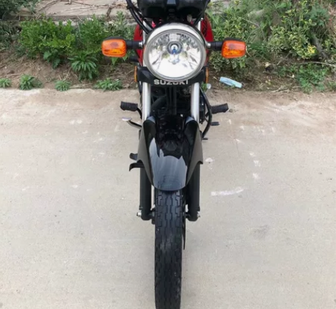 运动款铃木Gt125，二手摩托车全车原版细...