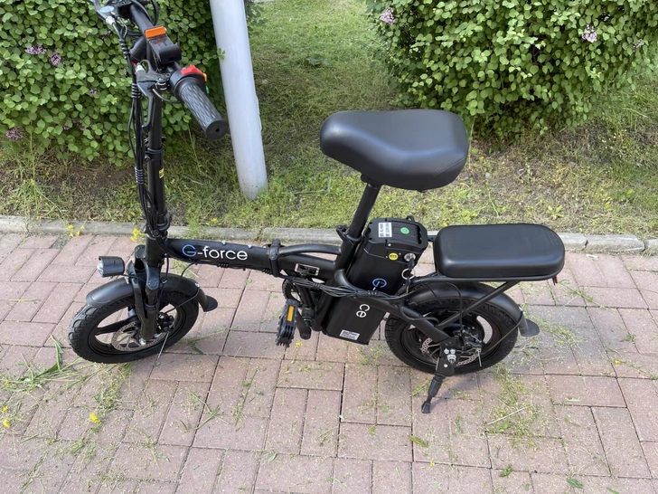 美国G-force 折叠电动自行车锂电池代...