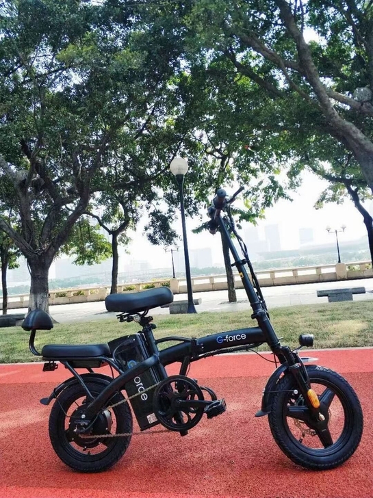 转手原因:有米了，脱单了，所以想换个大点的...