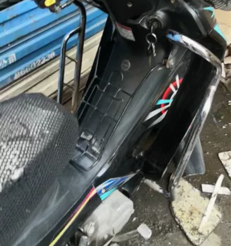 豪爵弯梁车110，省油，省心的车子，与杂牌...