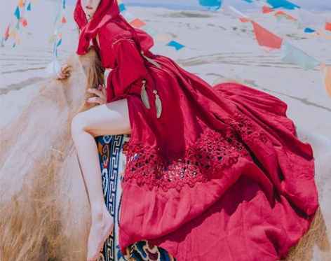 红色连衣裙复古棉麻丽江民族风女装云南洱海适...