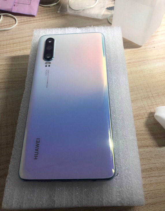 华为手机p30.6加128.支持屏幕指纹和...