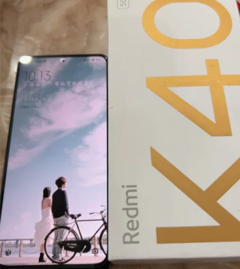 红米K40,12+256G,因买来就一直贴...