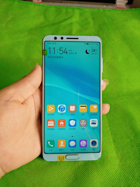 华为nova 2s，运行内存4G，机身内存...