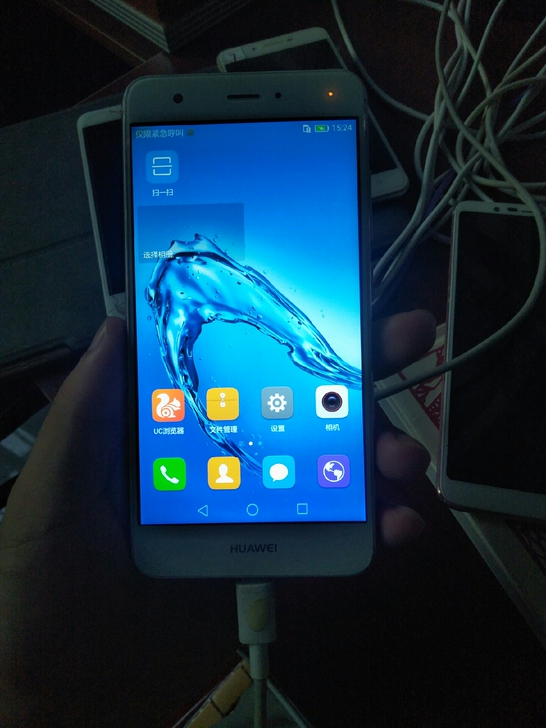 华为nova  4*64  自用机，成色保...