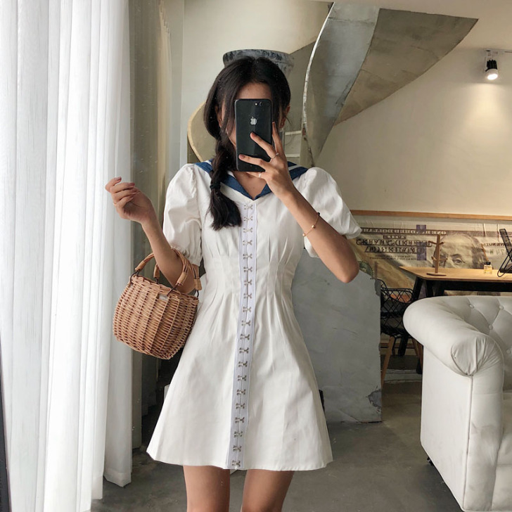 法式少女气质短裙子2019春季新款复古显瘦...