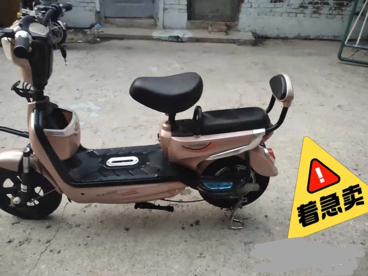 电动车3年了，电池不行了。还能骑20里，不...