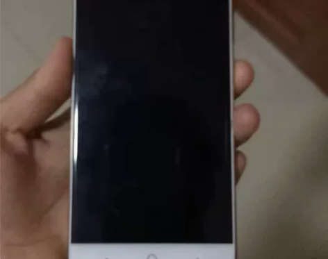 9新 中兴手机 zte ba610c 9新...