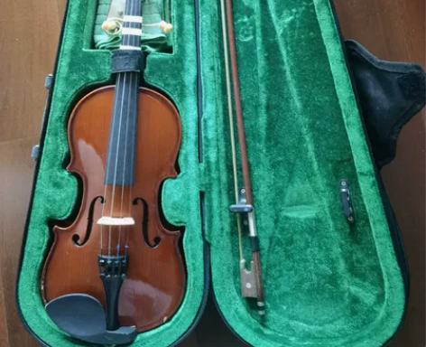 凤灵牌 小提琴，自用，8成新。 感兴趣的话...