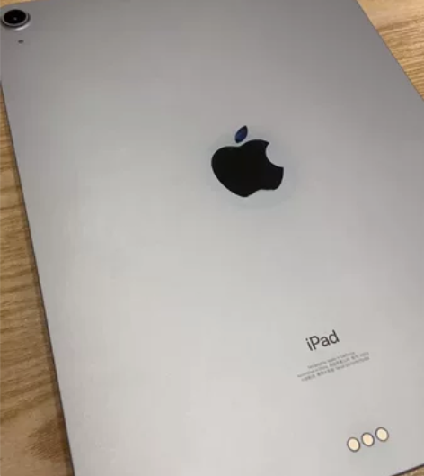 99新自用iPad 有需要的来 顺丰包邮送...