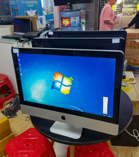 四台苹果mc309苹果一体机 21.5寸/...