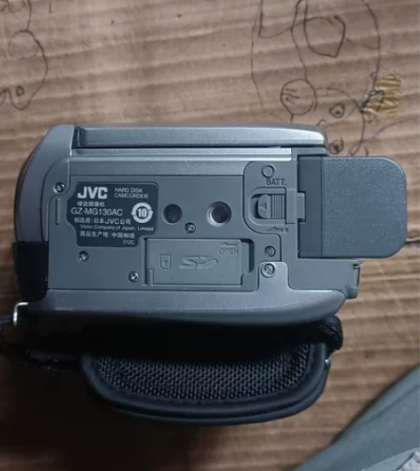 JVC MG130AC 品相如图。有电池,...