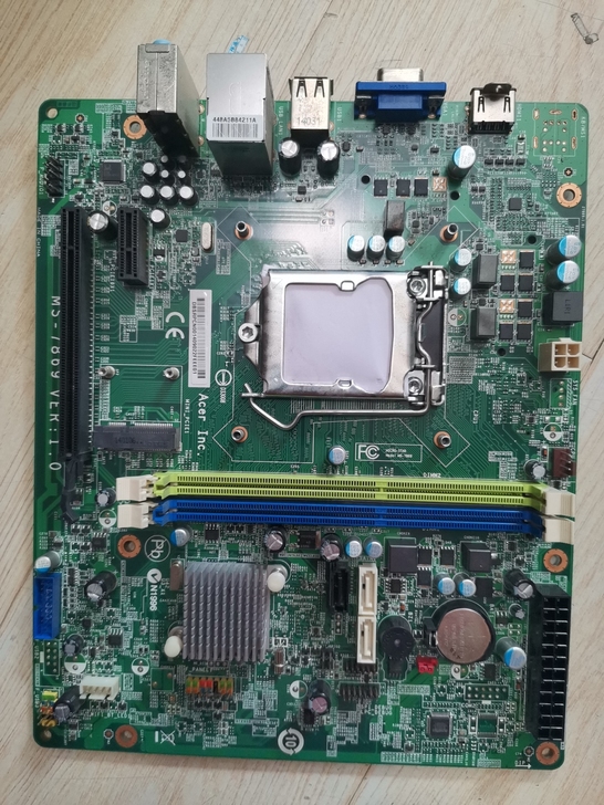 宏基H81主板 MS-7869 支持DDR...