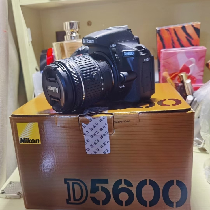 尼康D5600租相机入门款家用旅游高清数码...