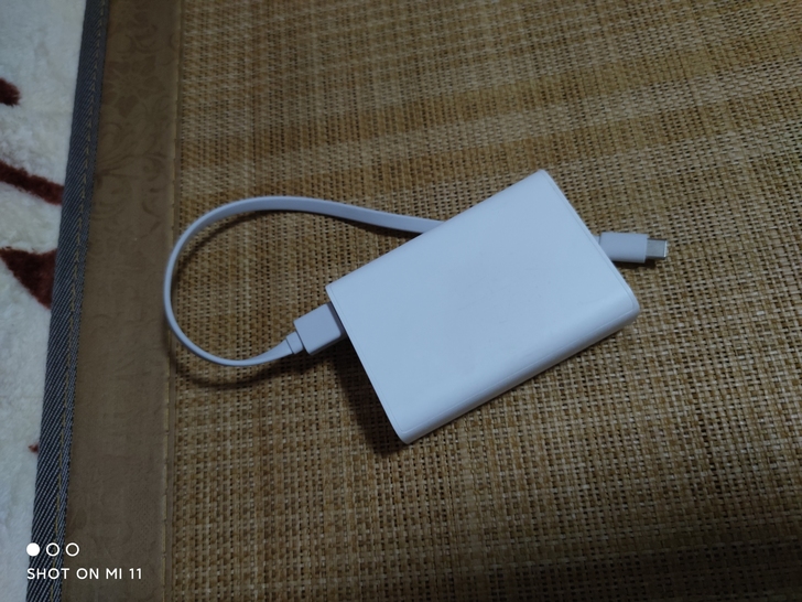 小米充电宝mini，才买没多久，因为之前的...