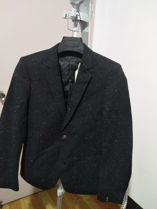 C.O男士西装S码。全新如图实拍，版型参考...