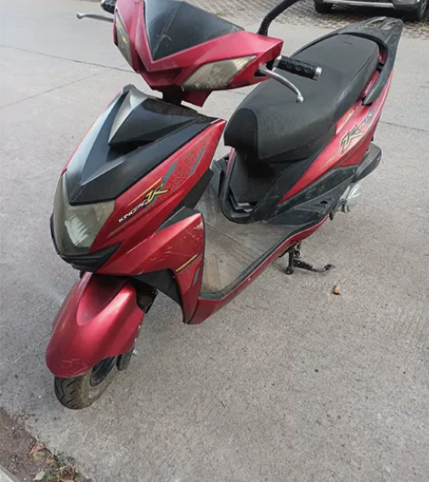踏板车,骑不习惯,目前为止3000公里不到...