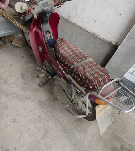 宗申摩托车踏板，车况良好，一直放着都没怎么...