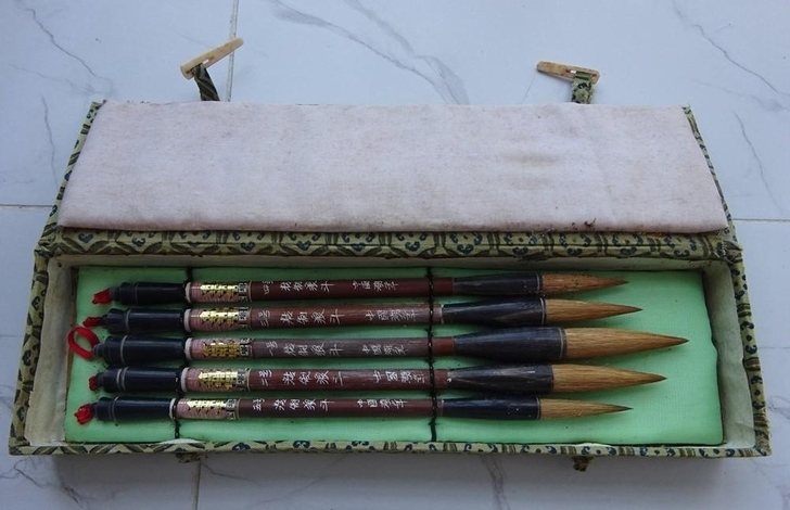 宝塔牌中国湖笔（精制狼斗）一盒5支 1$$...