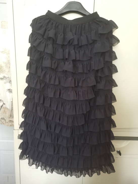 全新黑色蛋糕裙