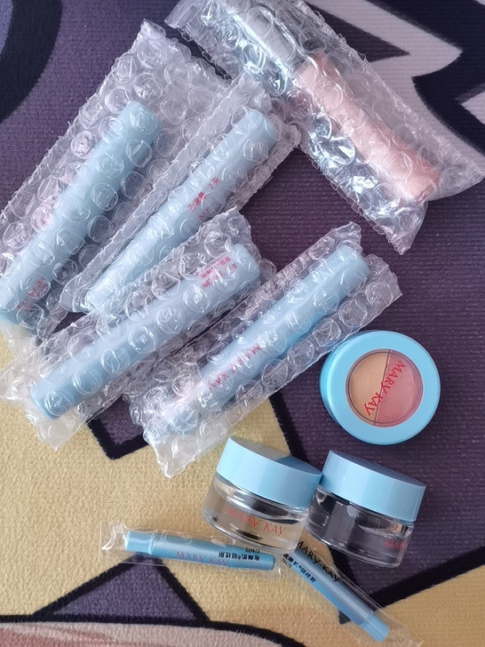 玫琳凯眼线膏口红眼影10元一个 任选不包邮