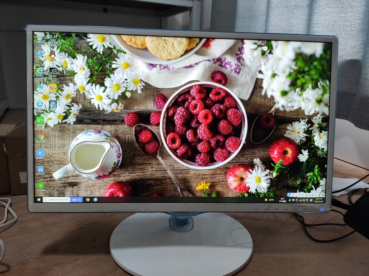 三星24寸显示屏显示器，台式电脑主机可用。...