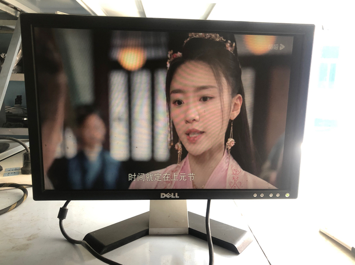 Dell19寸显示器