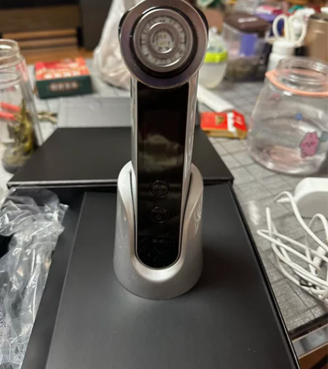 雅萌美容仪 盒子证书都在 几乎全新 送日本...